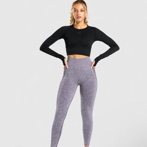 BLACK GYMSHARK FLEX SPORTS LONG SLEEVE CROP TOP in XS